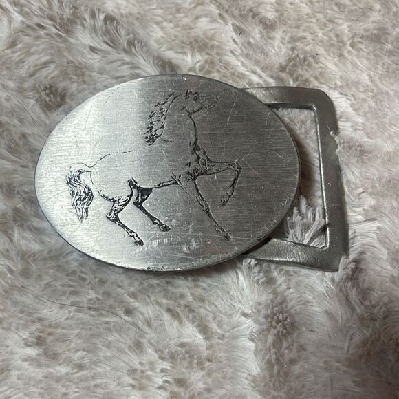 Vintage running horse, pewter belt buckle - Picture 2 of 5